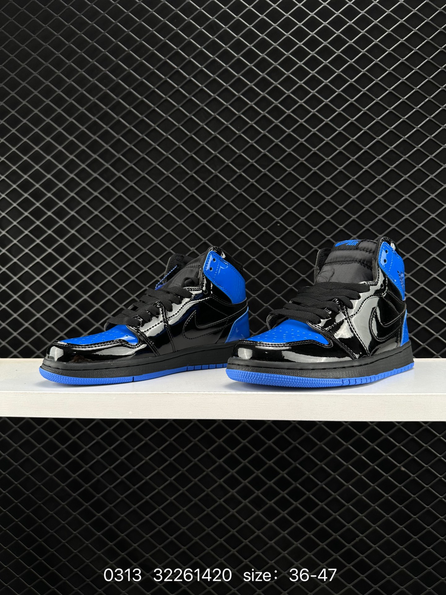 Air Jordan 1 Mid AJ1